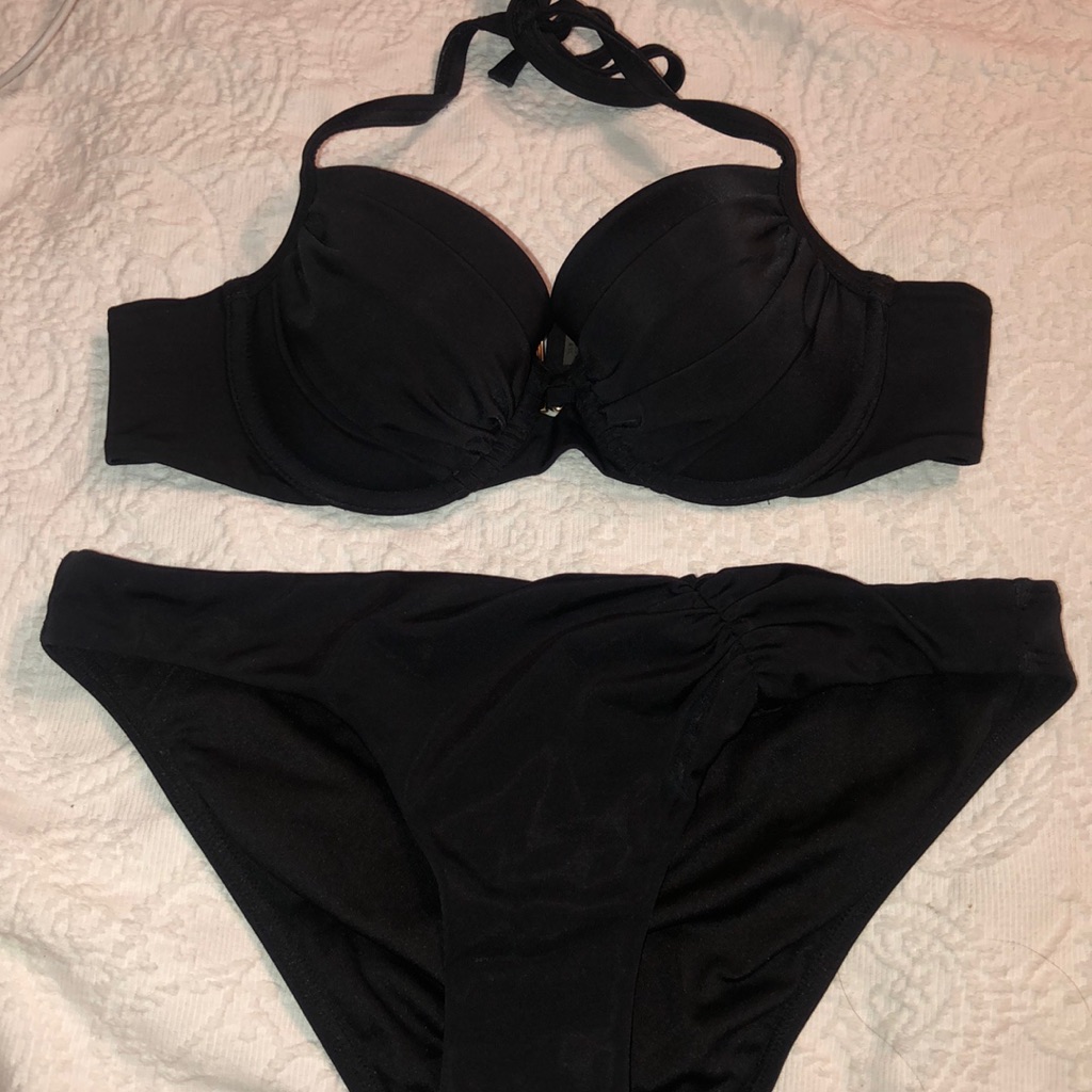 Brand New Vs Bikini Brand New Vs Bikini